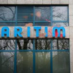 Farbe gegen Maritim Hotel wegen AFD-Veranstaltung