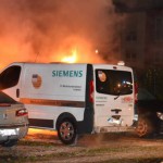 Firmenwagen von Siemens, Telekom und WISAG brennen