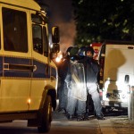 Steine gegen Polizei