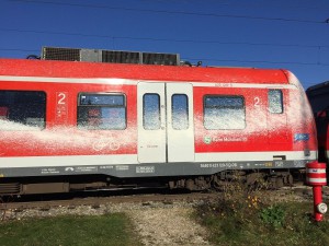 160384