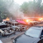 Luxuswagen verbrennen bei Autoverleih