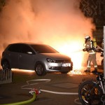 3 Autos von Immobilienfirma brennen