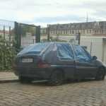 Auto der Anmelderin von Naziaufmarsch beschädigt