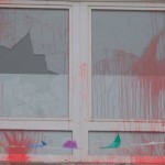 Feuer gegen Vereinsheim, Farbe gegen Kulturverein