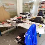 Steine und Farbe gegen AfD-Funktionäre, SPD und Ausländerzentralregister