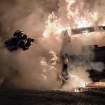 Diplomatenfahrzeug abgefackelt