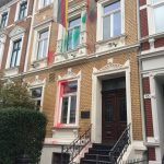 Farbflaschen gegen Burschenschaft