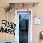 Farbe gegen AfD-Büro