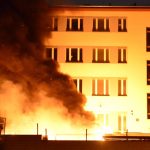 Neun Ordnungsamt-Fahrzeuge abgefackelt