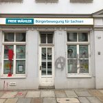 Farbe gegen Büro der Freien Wähler