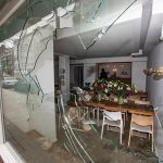 Scheiben bei Bar und Sternerestaurant zerstört