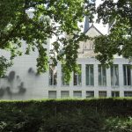 Farbe gegen Apostolische Nuntiatur