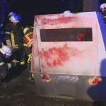 Feuer an Blitzer gelegt