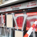 Rechter Imbiss beschädigt
