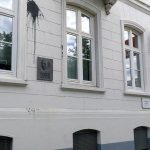 Farbgläser gegen SPD-Büro