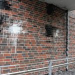 Farbe gegen Polizeiwache