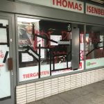 Scheiben an SPD-Büro kaputt