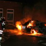Streifenwagen abgefackelt