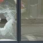 Übelriechenden Flüssigkeit in Flughafen freigesetzt