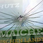 Scheiben an Grünen-Büro eingeschlagen