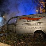 Firmenwagen von Investor in Flammen