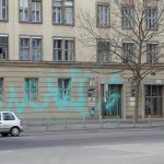 Farbe und kaputte Scheiben an Rent24-"Coworkingspace"