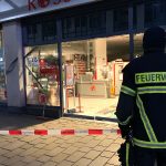 Sponti durch Einkaufspassage
