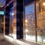 Polizeiposten erneut mit Steinen beschmissen
