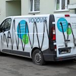 Firmenwagen von Immobilienfirmen beschädigt