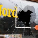 Buttersäure in rechter Buchhandlung freigesetzt
