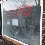 Scheibe bei SPD-Büro eingeworfen