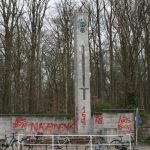 Kriegerdenkmal besprüht