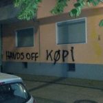 Farbe gegen Wohnhaus des Köpi-Eigentümers