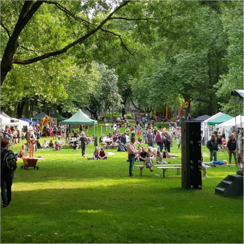 Übersichtsfoto vom Anarchistischen Parkfest