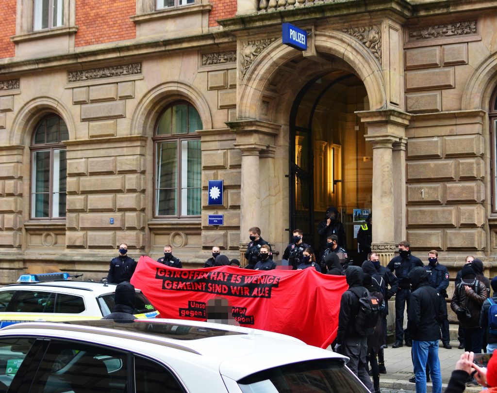 Protest vor der Bullenwache