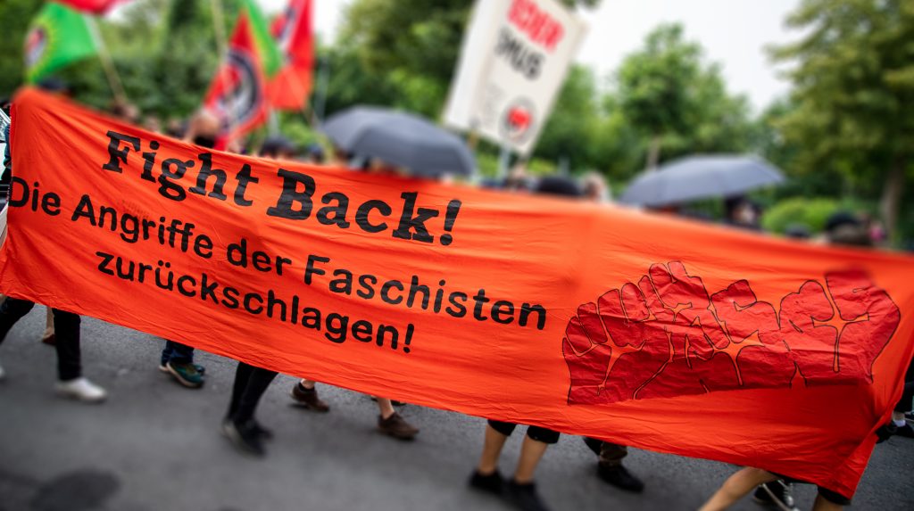 Transparent "fight back"