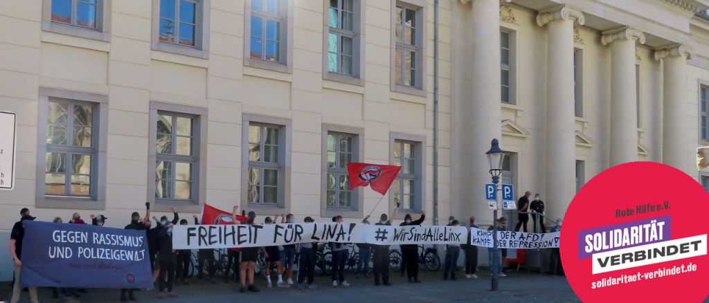 Foto vorm Amtsgericht Braunschweig. 