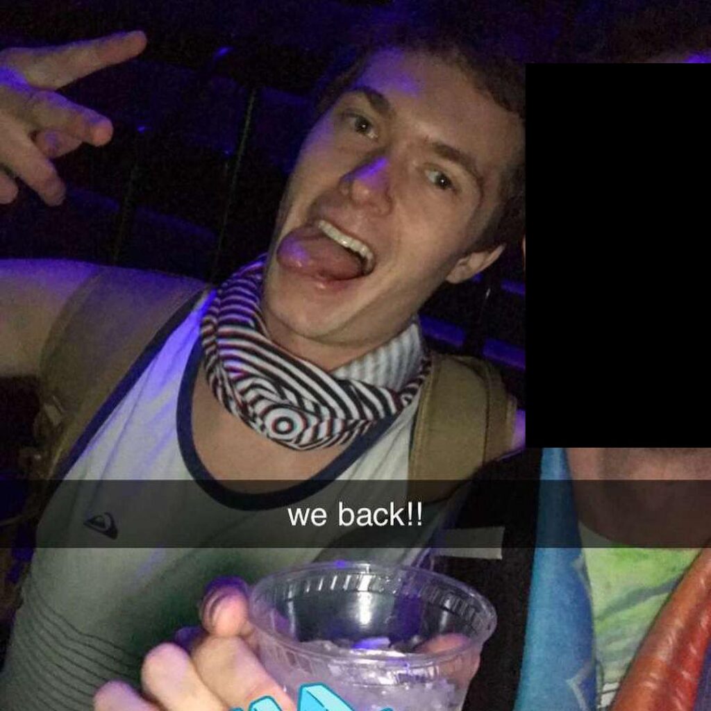 This image has an empty alt attribute; its file name is rave-backpack.cleaned-1024x1024.jpg