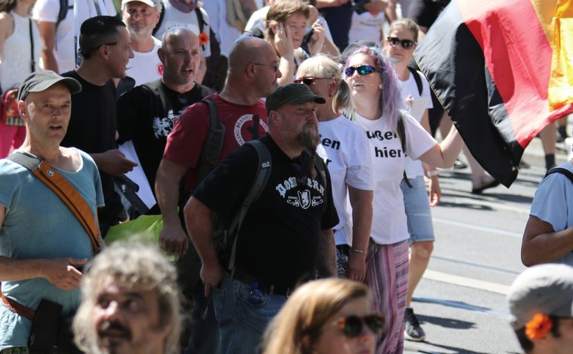 Rechtsterrorist Martin Wiese auf «Querdenken»-Demonstration in Berlin
