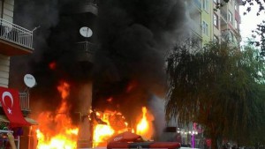 Angriff auf das HDP-Büro in Kirşehîrê 