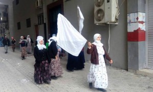 Versuch zu den Verletzten in Cizîr vorzudringen von Sicherheitskräften gestoppt