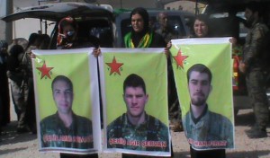 Die Bevölkerung erweist den 3 gefallen Internationalisten ihre letzte Ehre