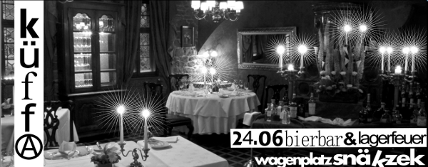 flyer mit einer sehr schicken essenstafel mit vielen kerzen auf sehr schicken leuchtern